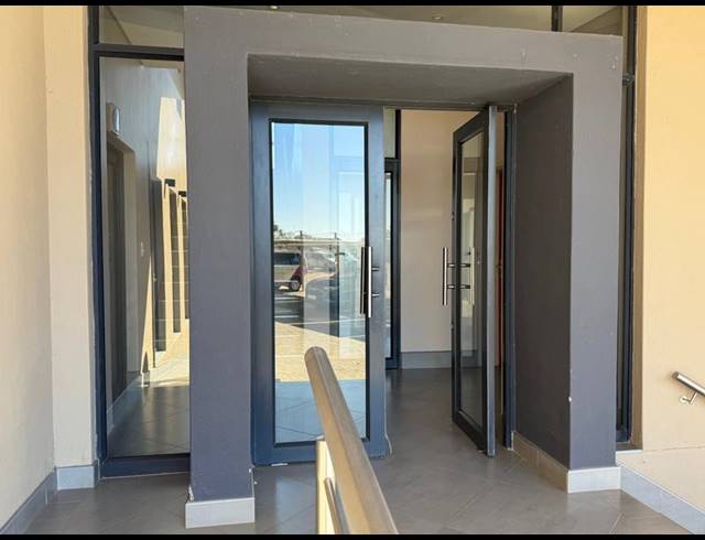 BUSINESS PROPERTY TO RENT IN BENDOR